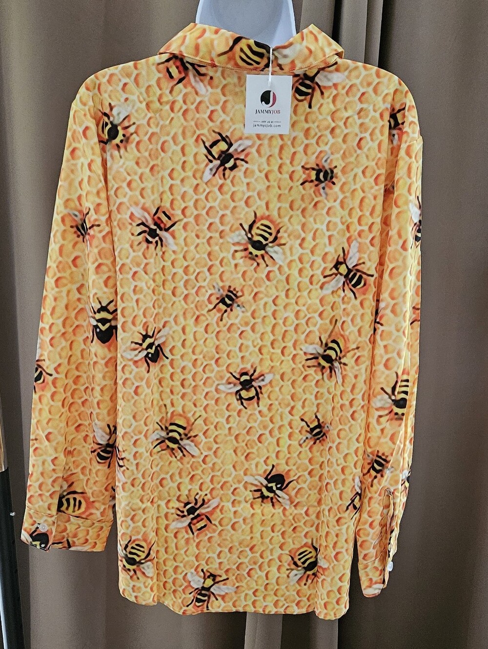 NWT JAMMYJOB Honeycomb Bee Print Button Down Blouse Shirt Long Sleeve - Picture 2 of 6
